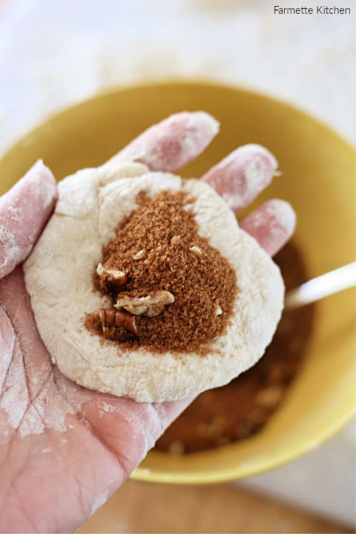 brown sugar, cinnamon, and pecan hotteok filling