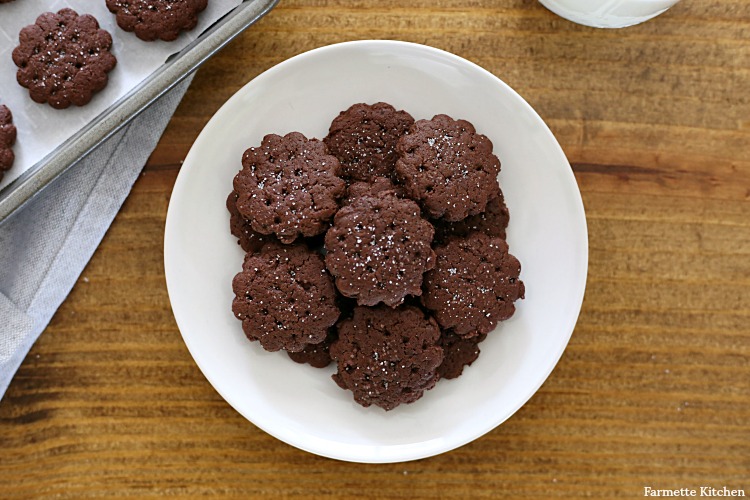 chocolate graham crackers on a round, white plate