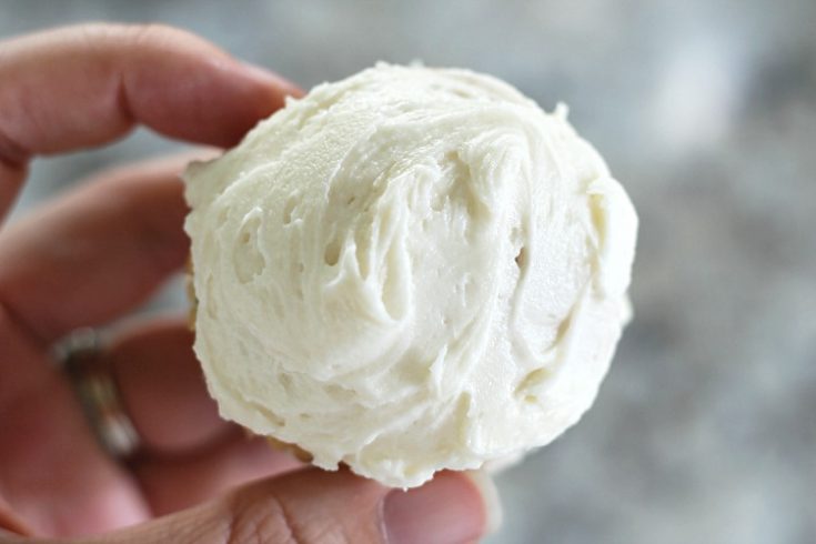 Vanilla Buttercream Frosting Recipe - Farmette Kitchen